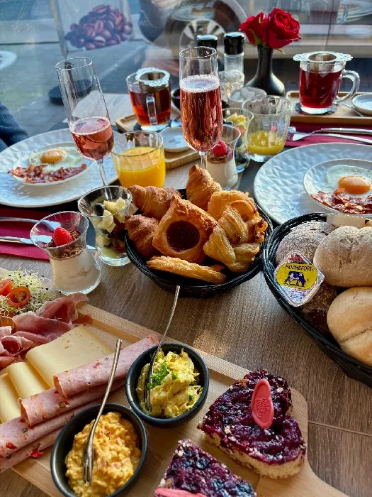 Valentijnsontbijt